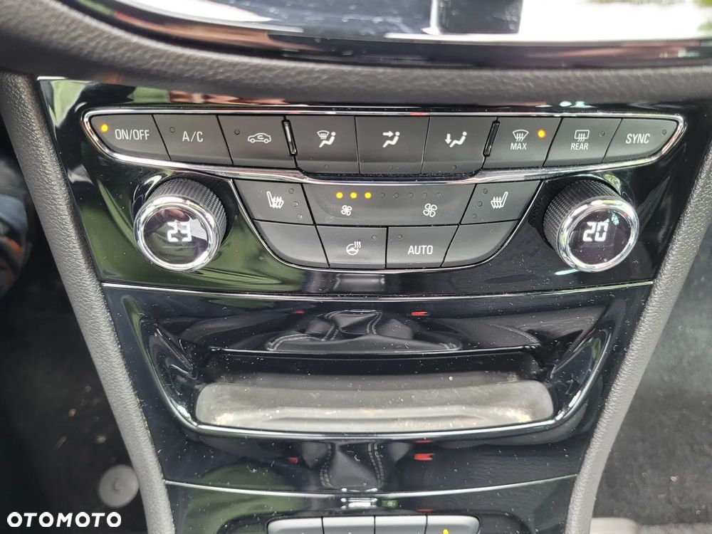 Opel Astra 1.4 Turbo Start/Stop 120 Jahre - 24