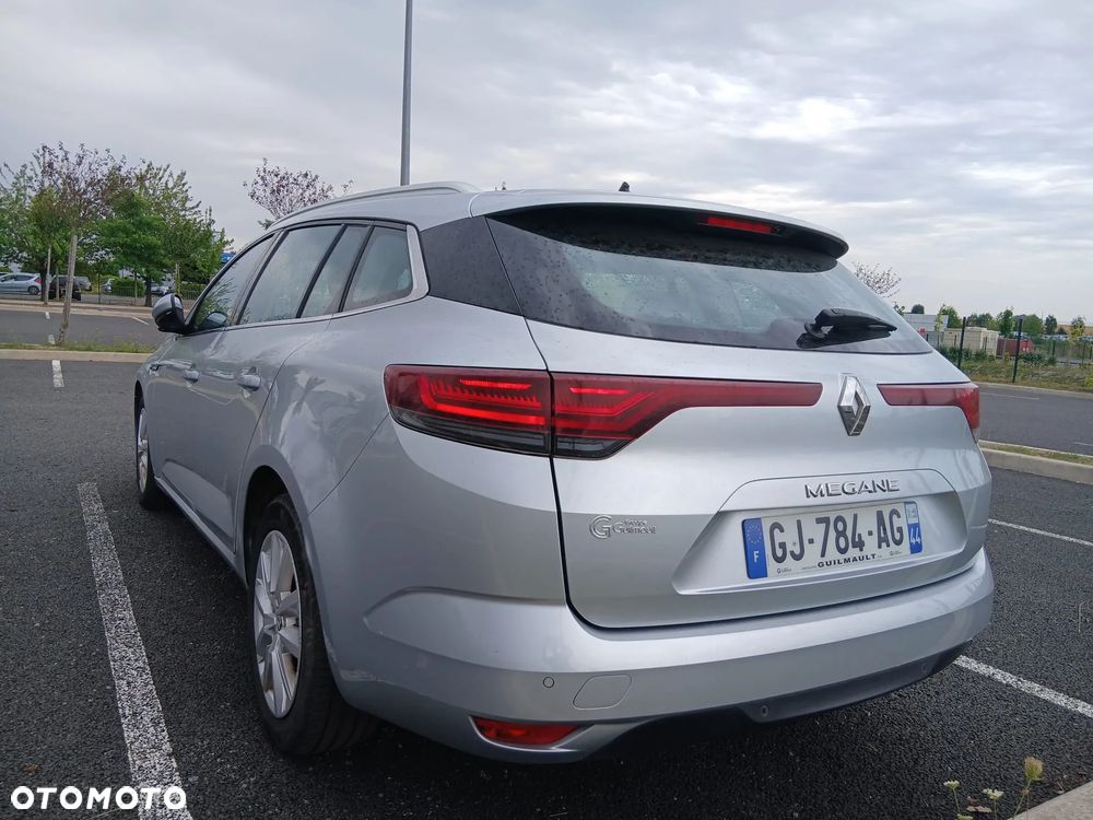 Renault Megane 1.5 Blue dCi Zen - 8