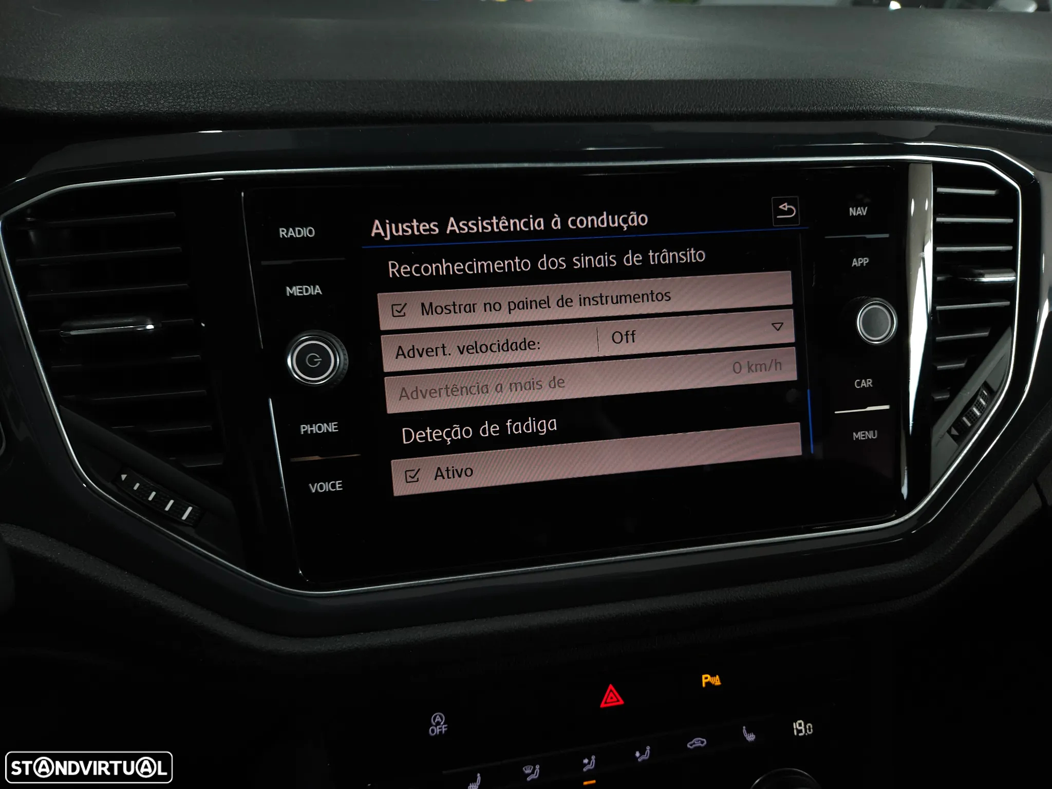 VW T-Roc 1.6 TDI Sport - 28