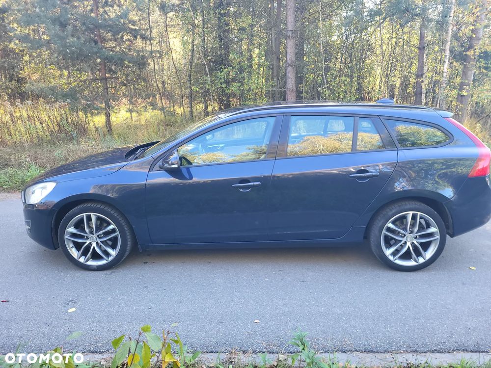 Volvo V60 2012 photo 3