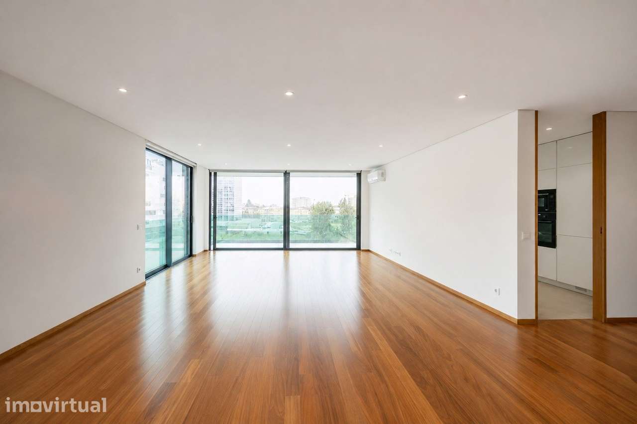 Apartamento T3 com Varanda no Varandas do Foco - Grande imagem: 4/38