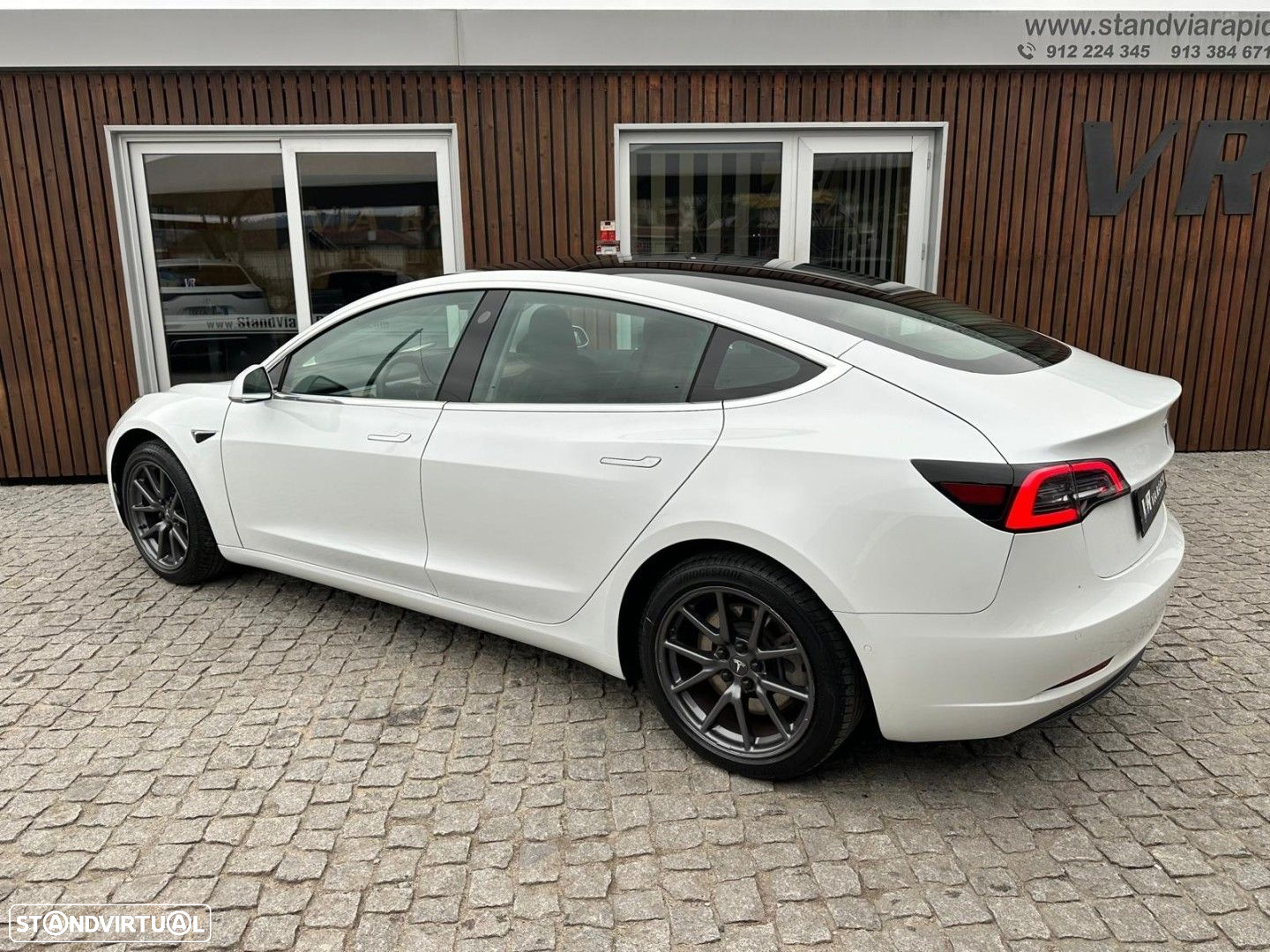 Tesla Model 3 Long-Range RWD - 25