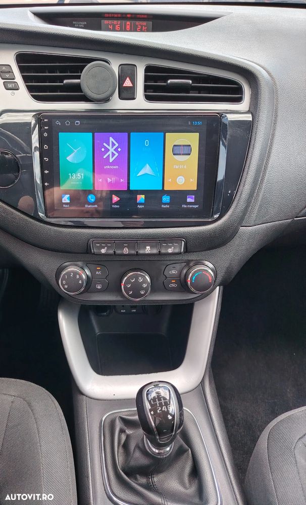 Kia Ceed - 8