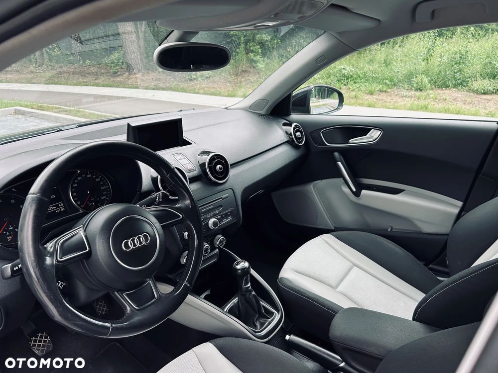 Audi A1 Sportback 1.4 TFSI Attraction - 9