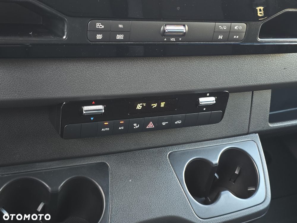 Mercedes-Benz Sprinter 319 CDI Extra Long SELECT 9G-Tronic - 20