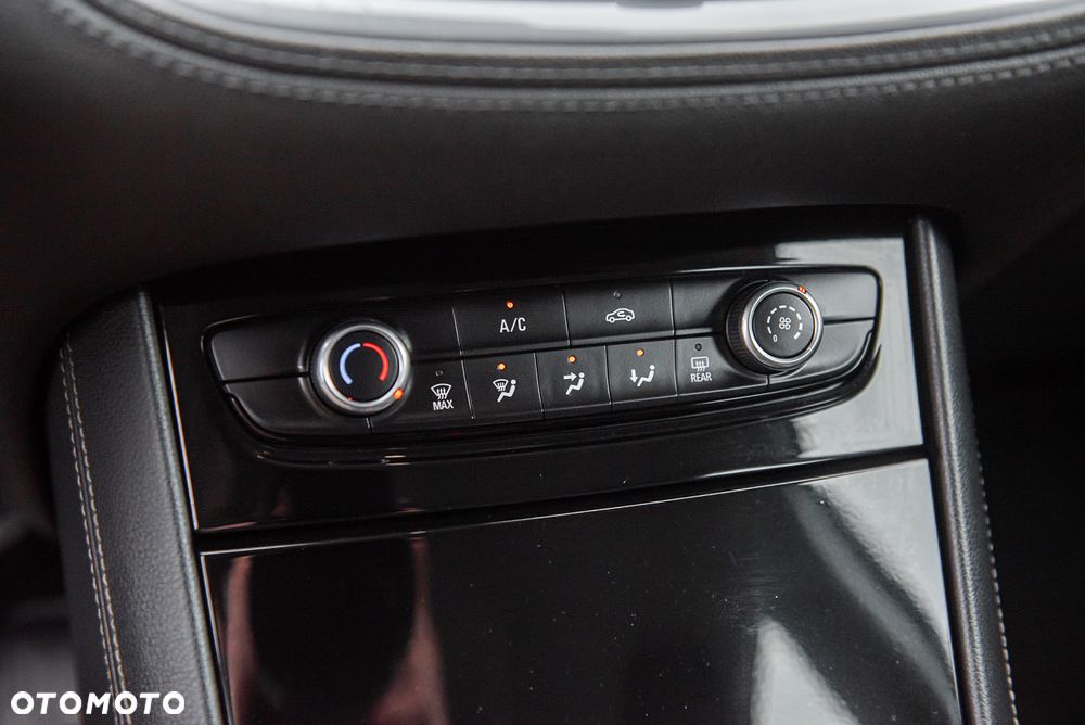 Opel Grandland X 1.2 Start/Stop Business Edition - 23