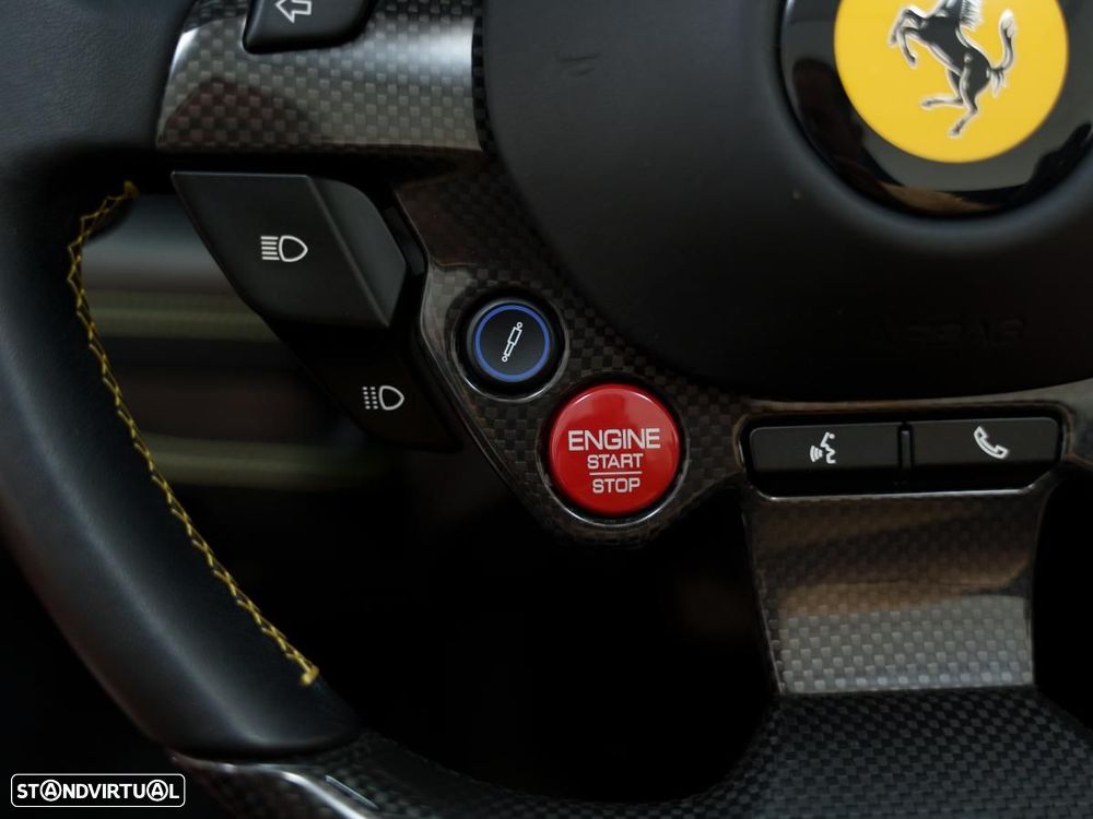 Ferrari F8 Tributo Spider - 38