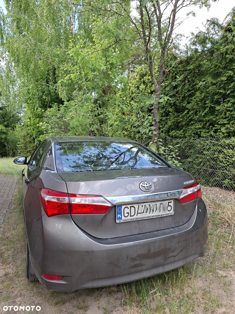 Toyota Corolla 1.6 Active - 3