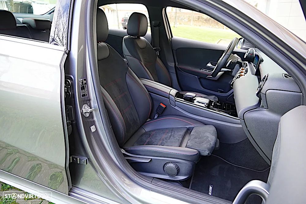 Mercedes-Benz A 250 Limousine e AMG Line - 21