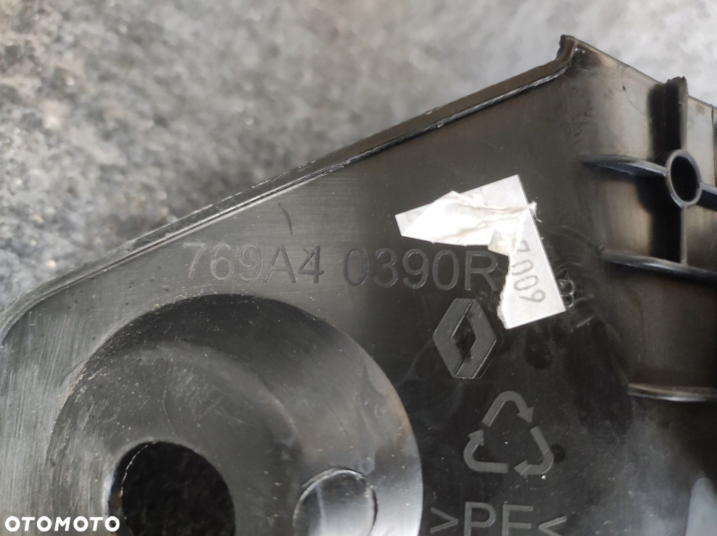 LISTWA OSŁONA PROGU LEWA RENAULT KANGOO IV 4 - 5