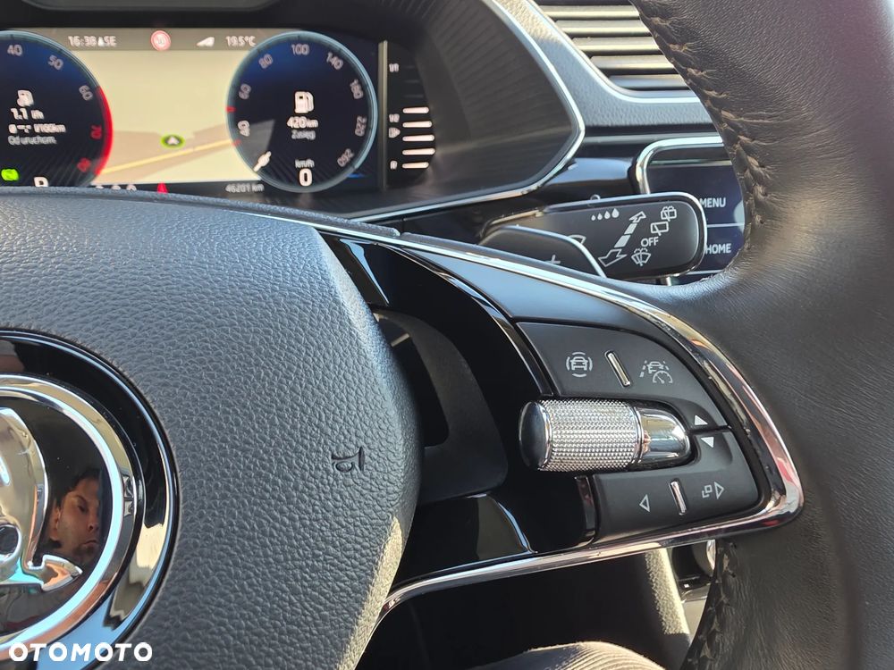 Skoda Superb 2.0 TSI 4x4 L&K DSG - 33