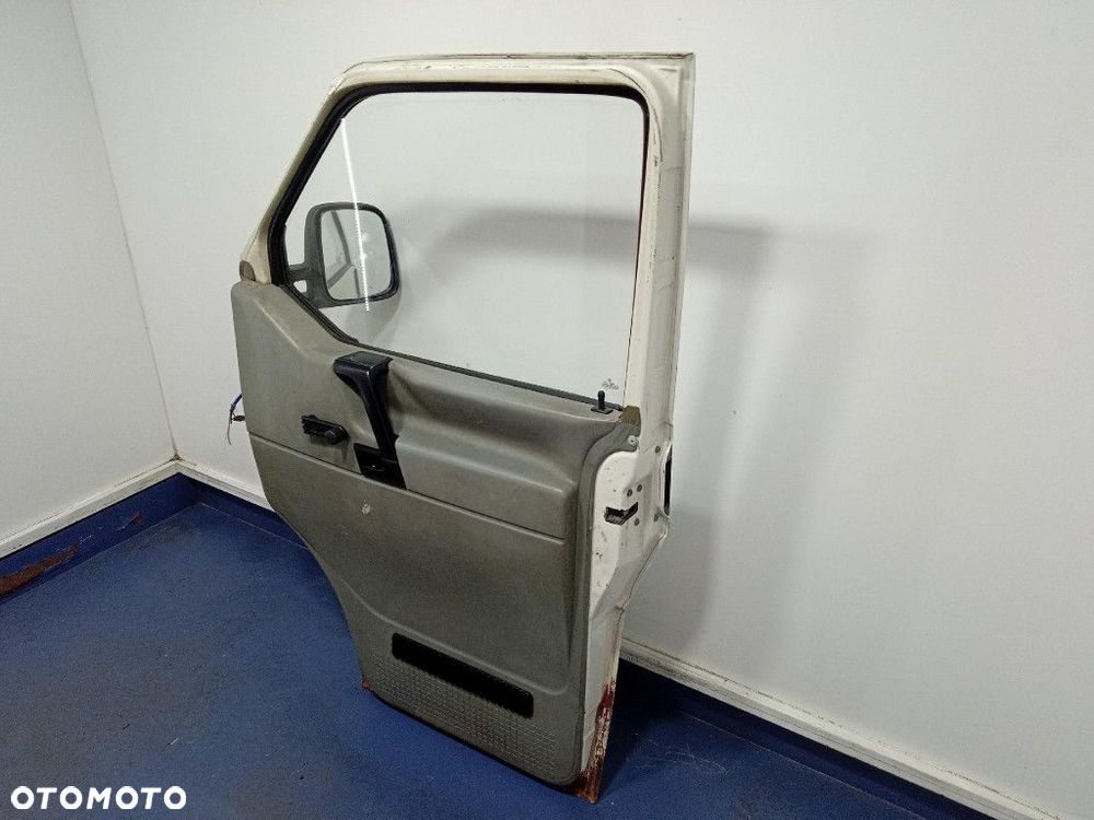VOLKSWAGEN TRANSPORTER T4 DRZWI PRZÓD PRAWE  PRZEDNIE EU - 12