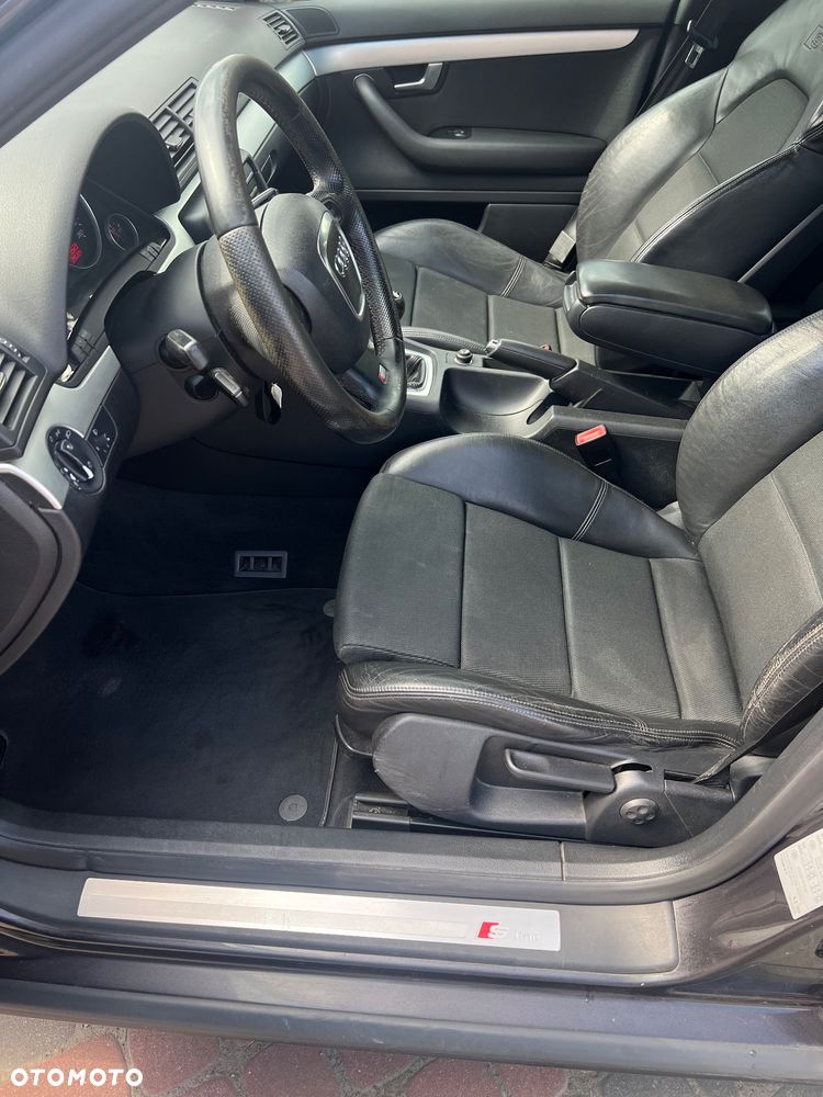 Audi A4 Avant 2.0 TDI DPF - 8