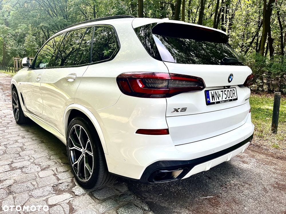 BMW X5 xDrive40d mHEV - 16