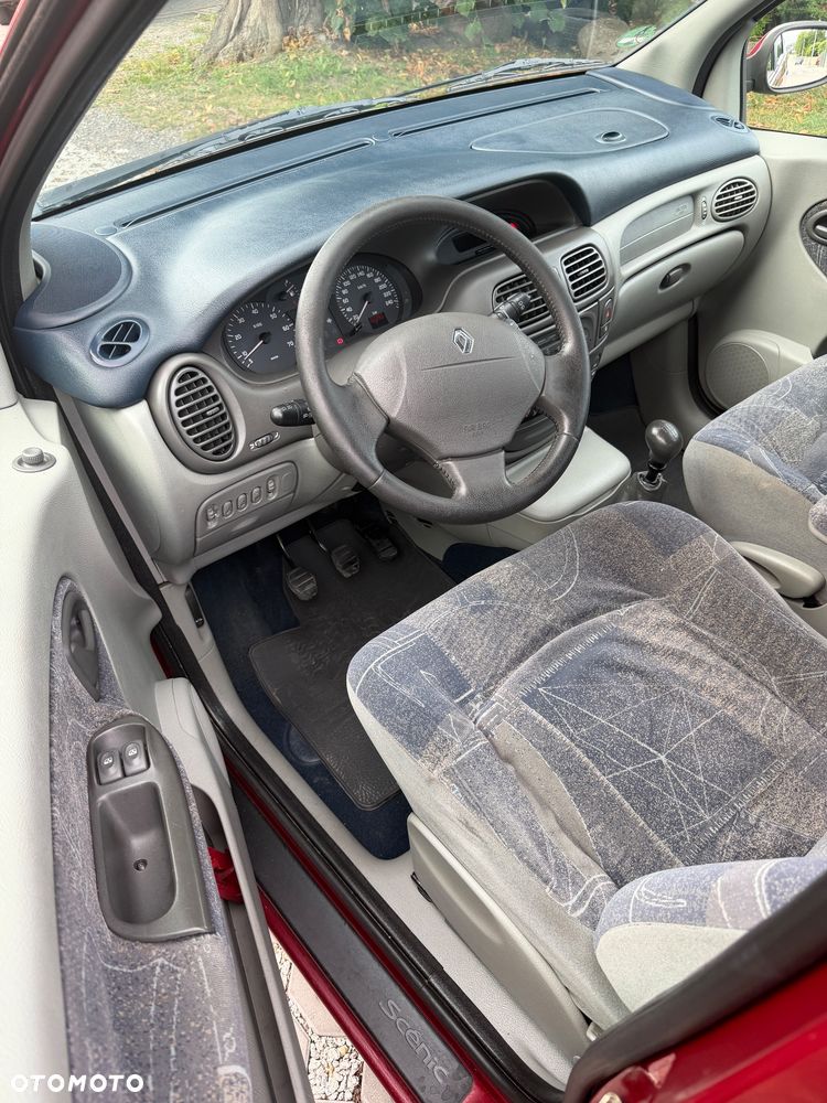 Renault Scenic 1.6 16V EXA - 12