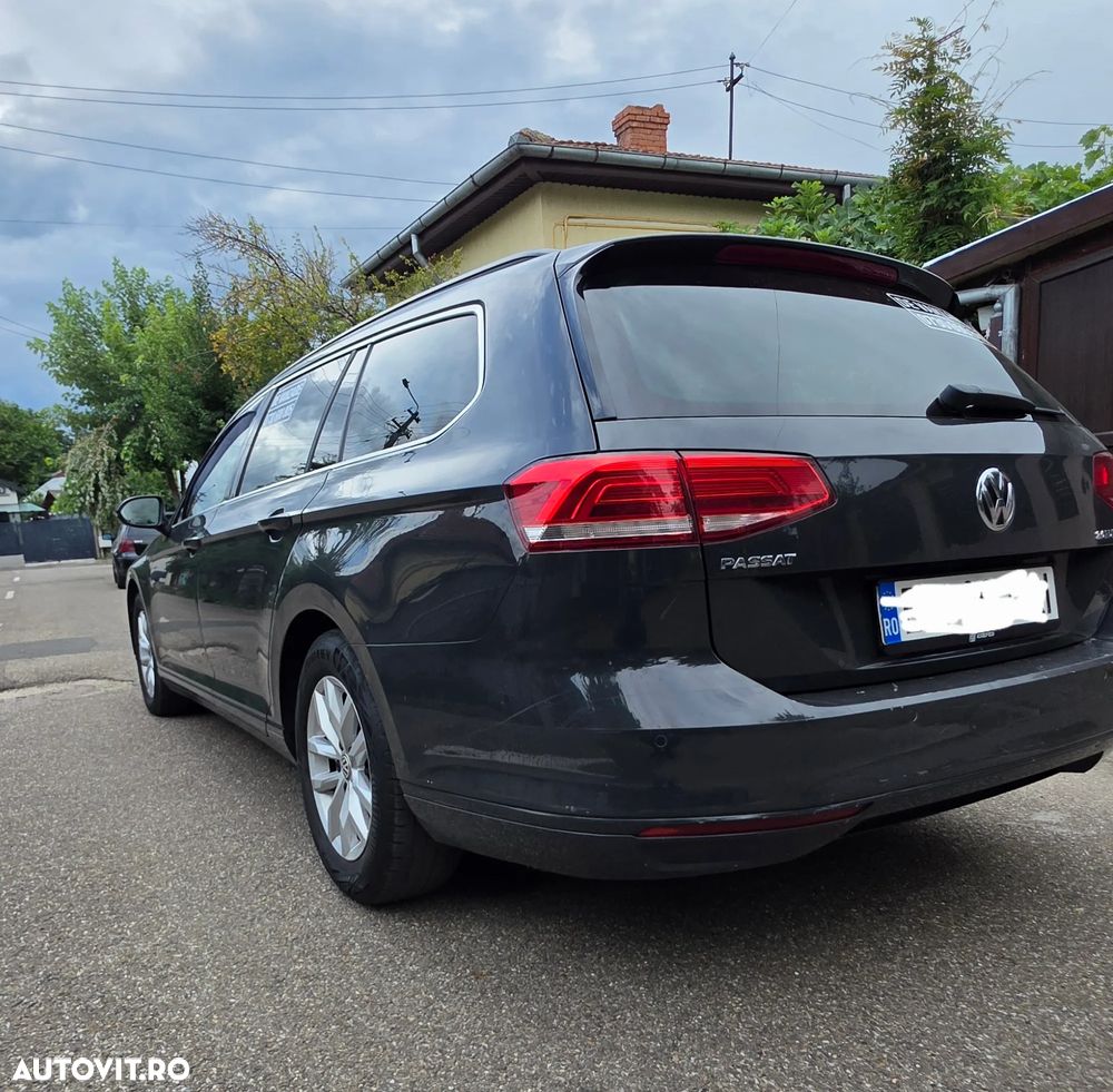 Volkswagen Passat 2.0 TDI DSG Highline - 10