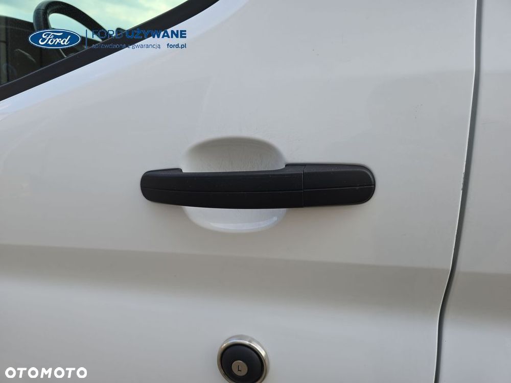 Ford Transit - 25