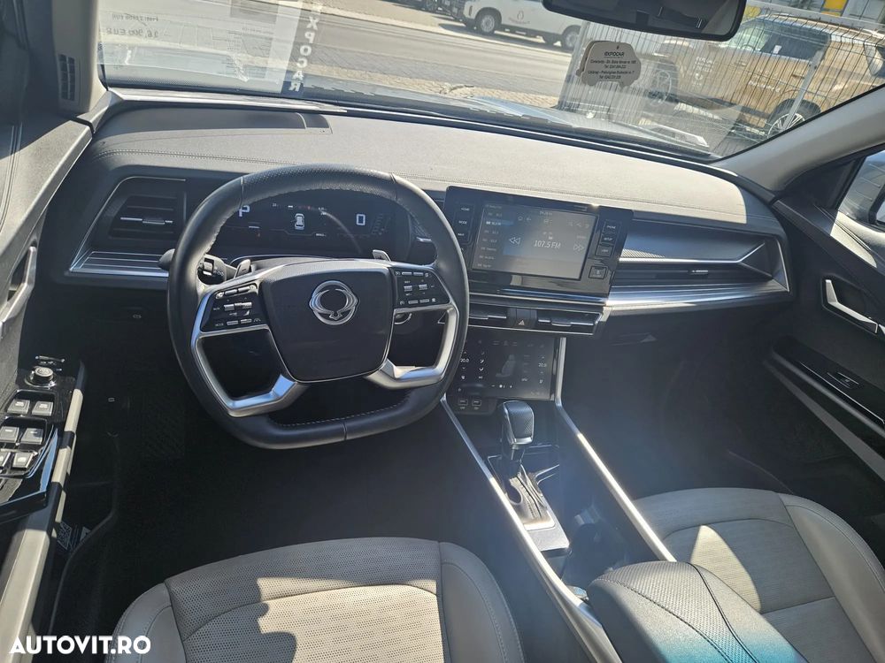 SsangYong Torres 1.5 GDI Turbo AT6 Premium - 11