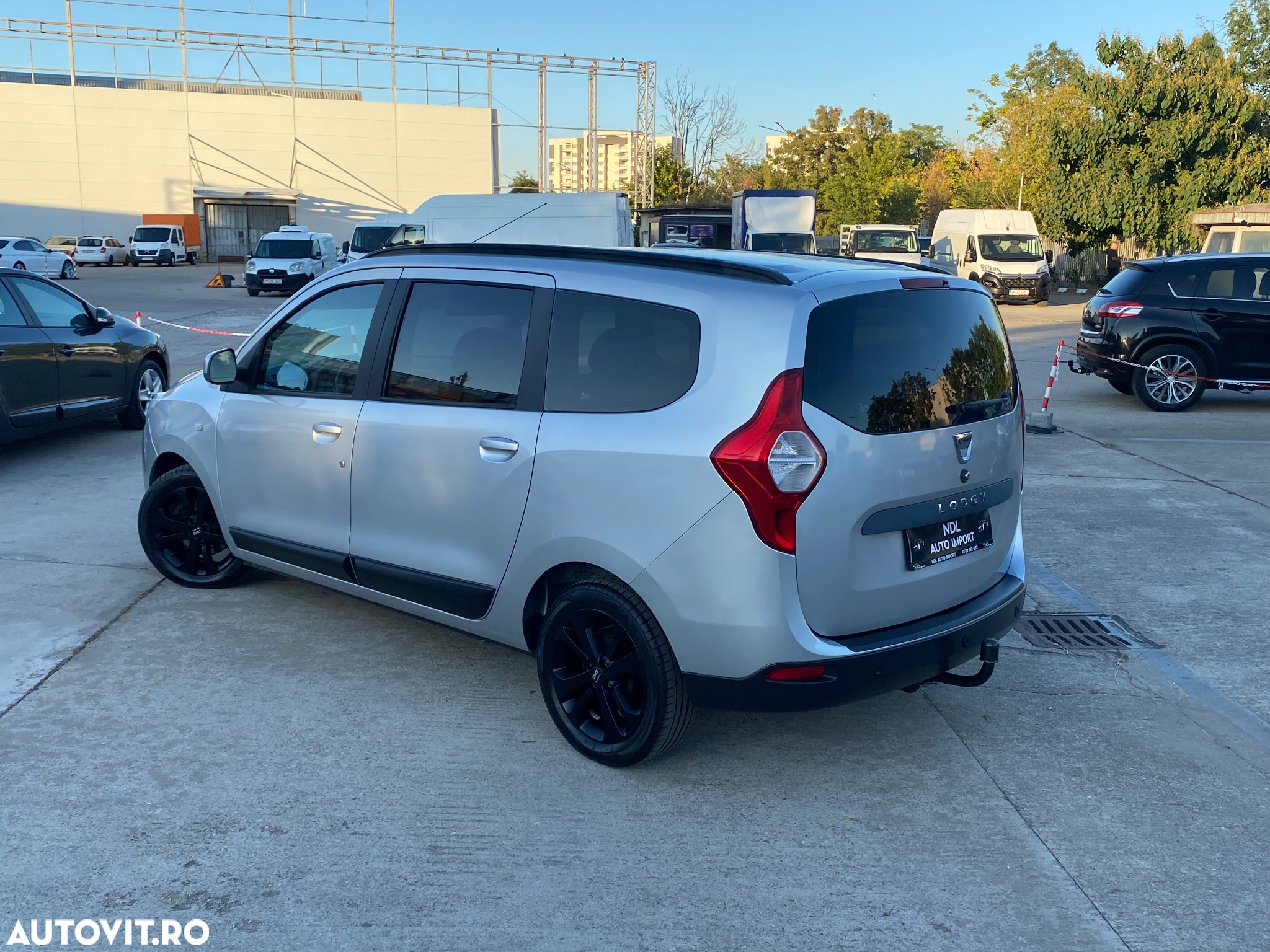 Dacia Lodgy 1.5 dCi 109 CP Laureate - 12