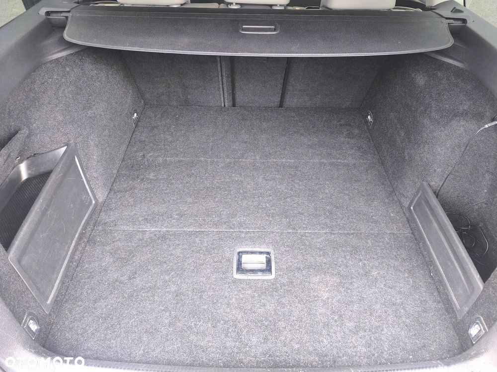 Volkswagen Passat Variant 3.2 V6 FSI 4Motion DSG Highline - 26