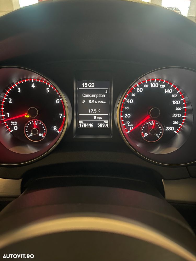 Volkswagen Golf - 31