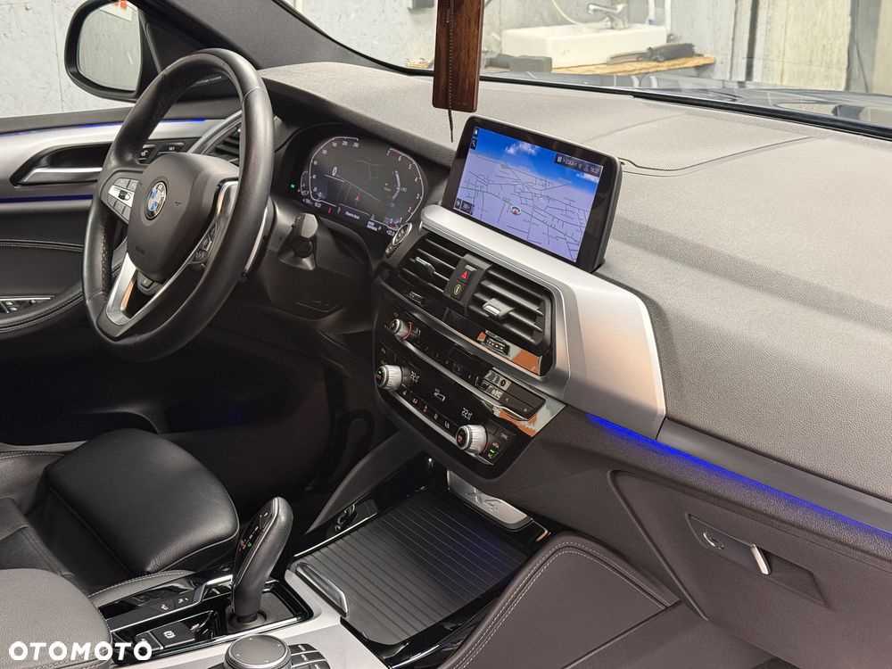 BMW X4 - 11