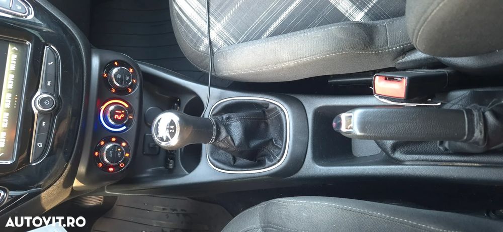 Opel Corsa 1.4 ECOTEC Active - 10