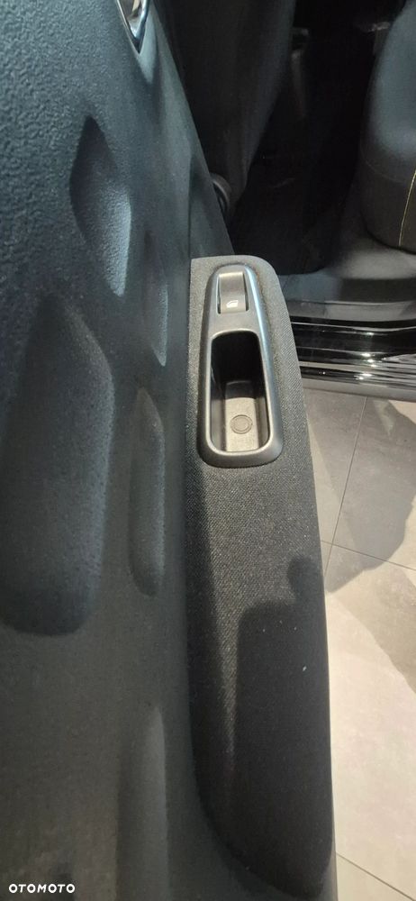 Citroën C3 1.2 PureTech Shine - 22