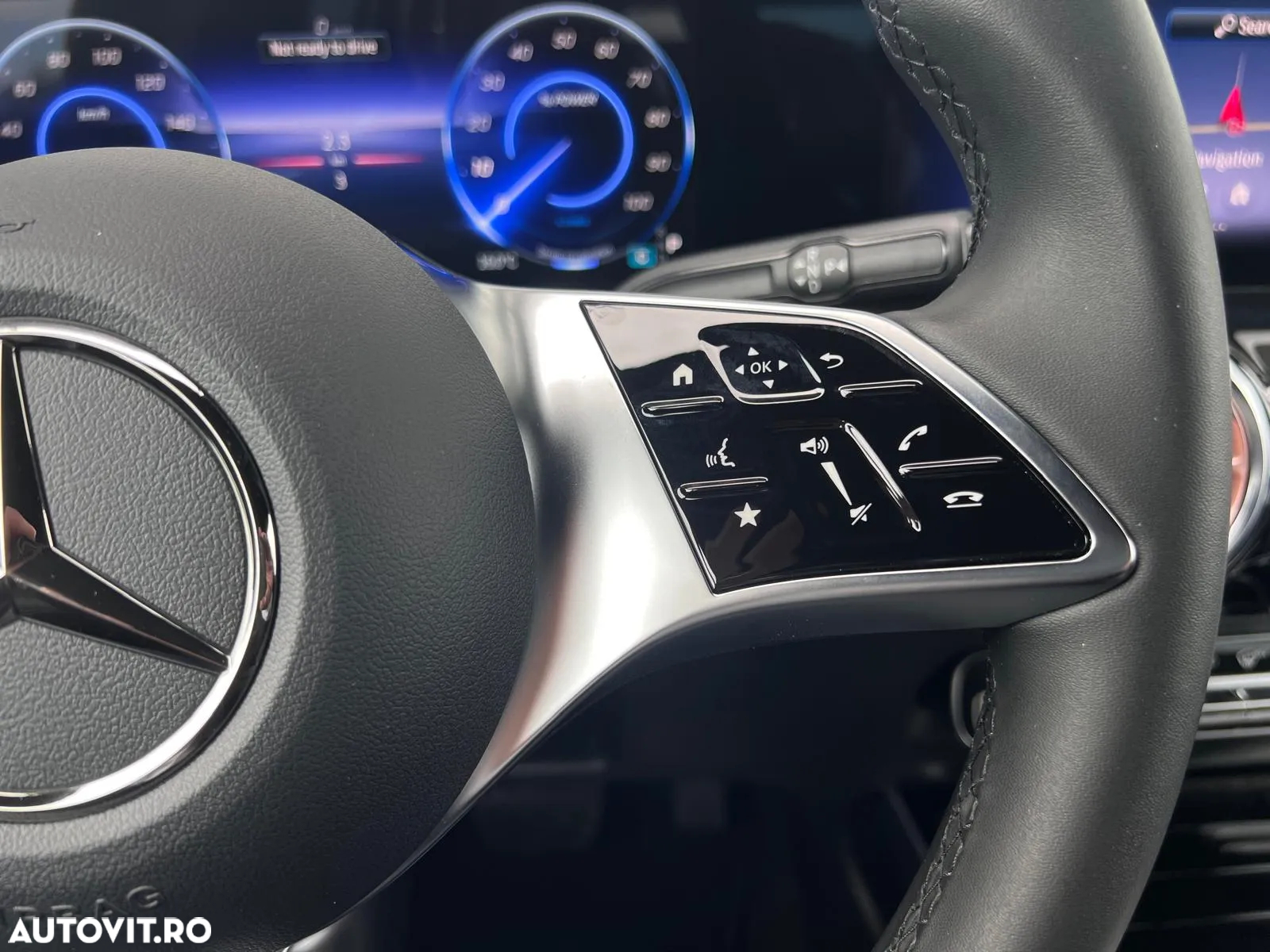 Mercedes-Benz EQA 250+ - 11