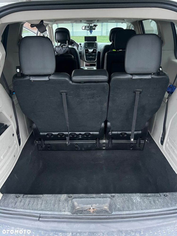 Chrysler Town & Country 3.6 Touring - 12