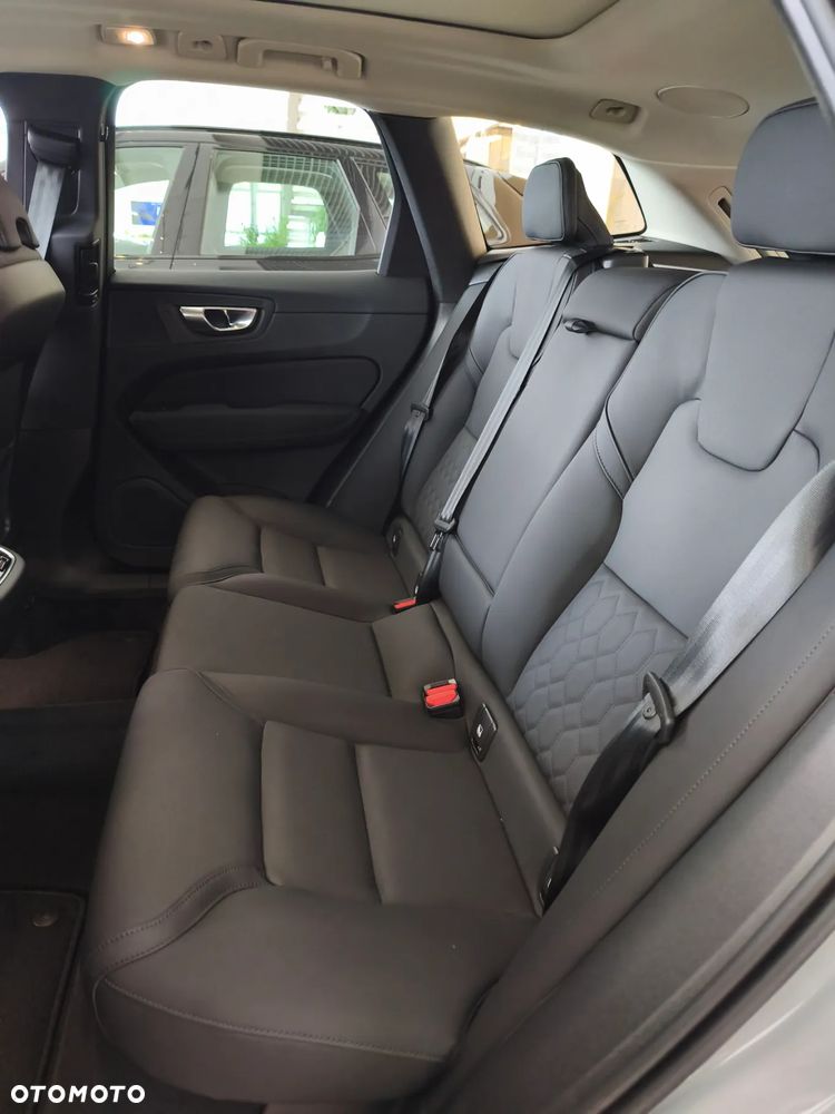 Volvo XC 60 - 7