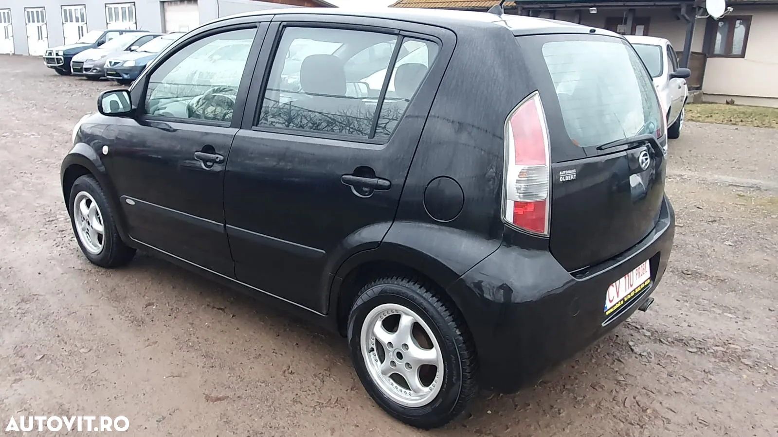 Daihatsu Sirion 1.0 - 3