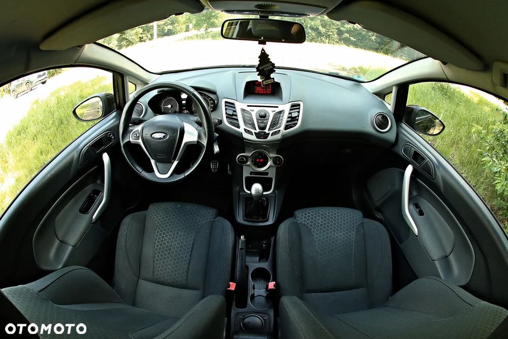 Ford Fiesta 1.4 Sport - 10