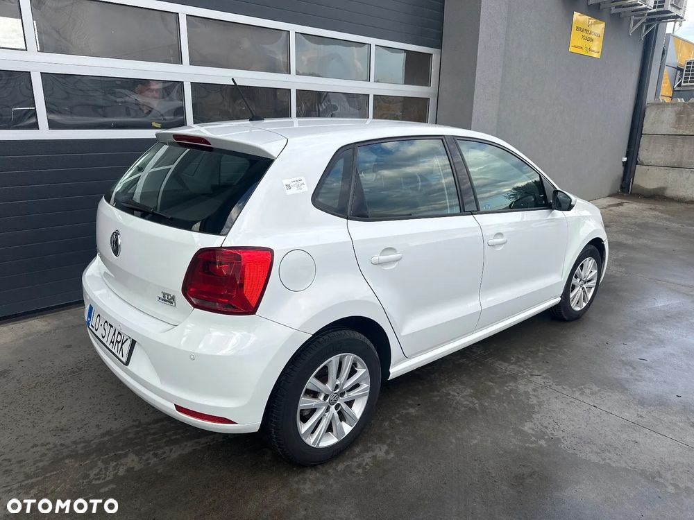 Volkswagen Polo - 8