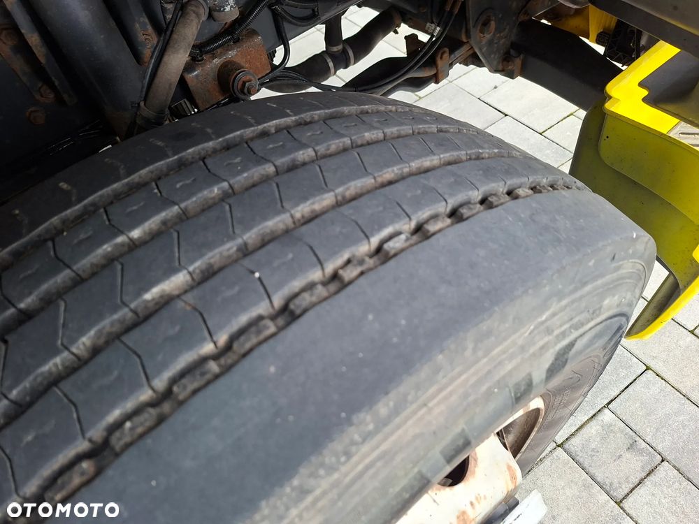 DAF LF 280 FA chlodnia winda 20 pal euro6 - 5