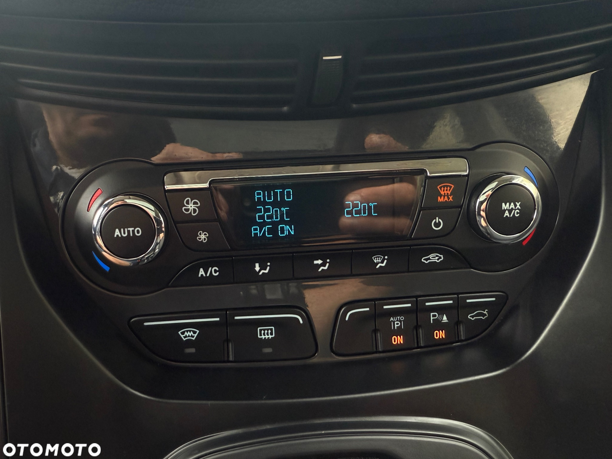 Ford Kuga 2.0 TDCi 4WD Titanium Plus - 15