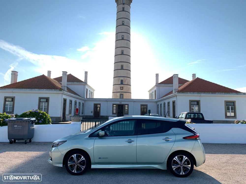 Nissan Leaf N-Connecta Full Led - 1