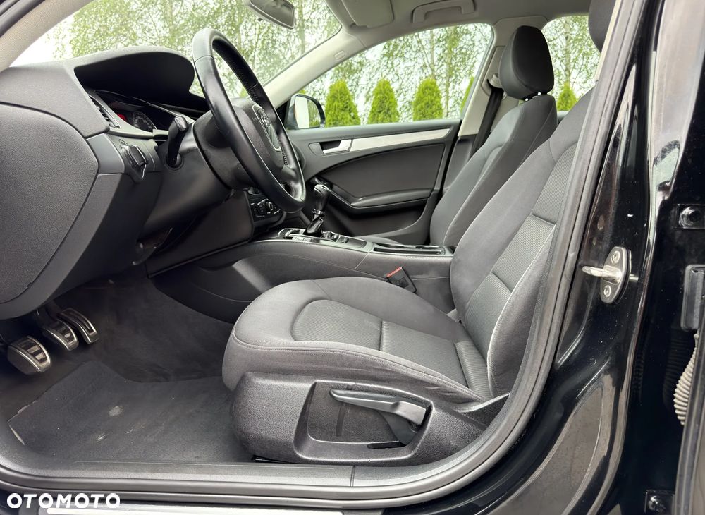 Audi A4 Limousine 1.8 TFSI Ambiente - 32