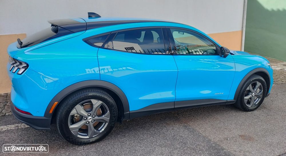 Ford Mustang Mach-E AWD PREMIUM - 4