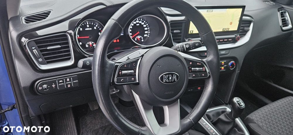 Kia Ceed - 20