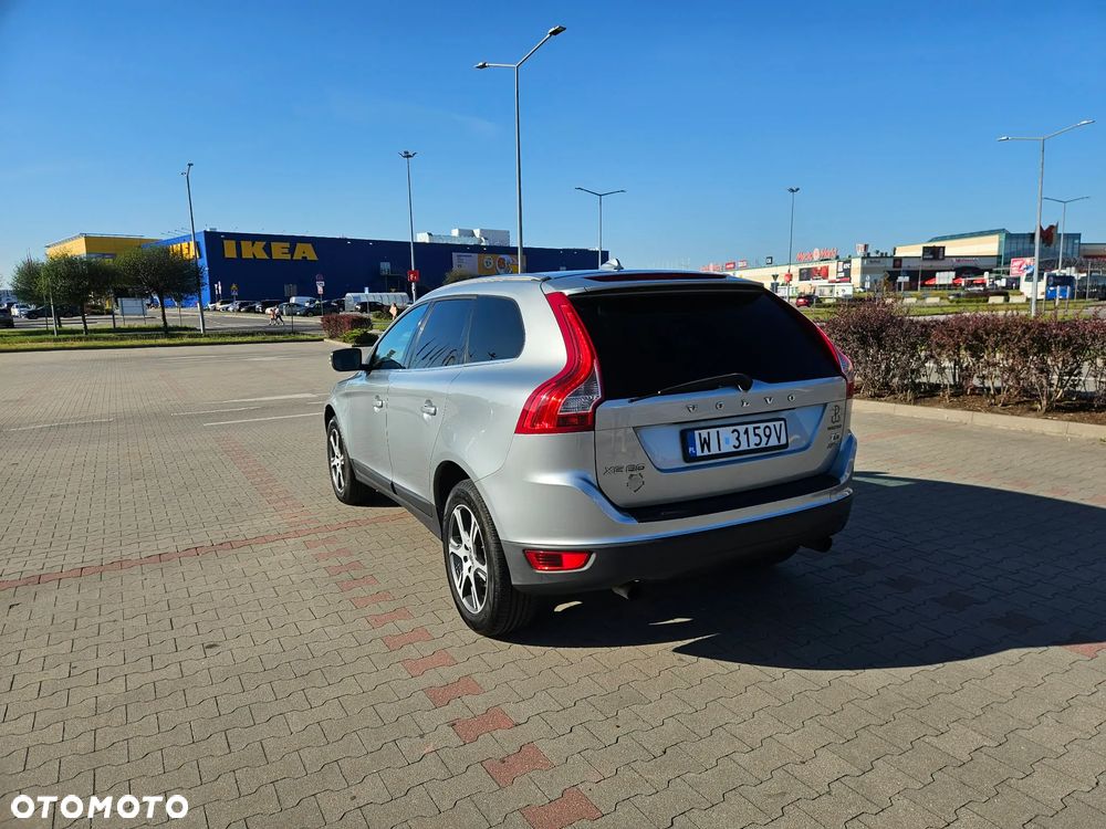 Volvo XC 60 T6 AWD Momentum - 5