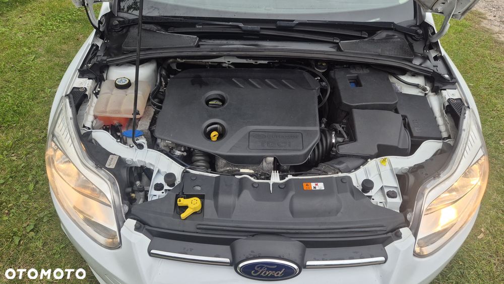 Ford Focus - 8