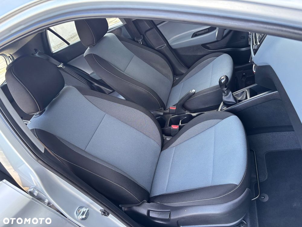 Hyundai i20 1.2 Classic - 11
