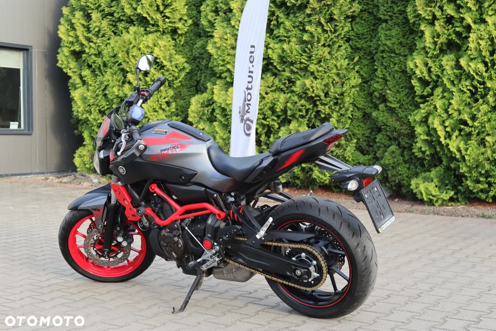 Yamaha MT - 4