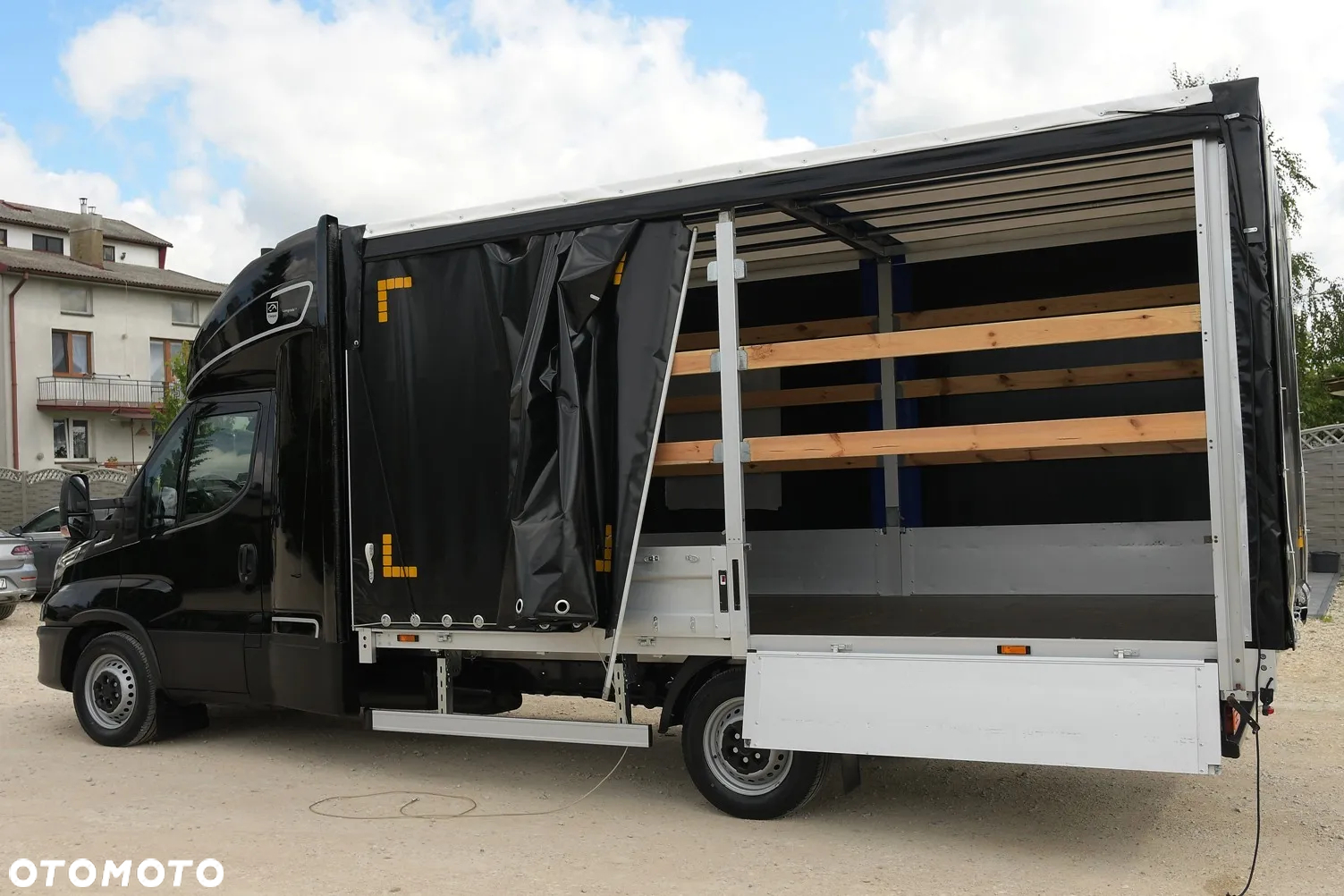 Iveco DAILY 35-180 * HiMATIC * BURTO-FIRANKA * Sypialka * BOGATE! * SUPER ZADBANE! - 38