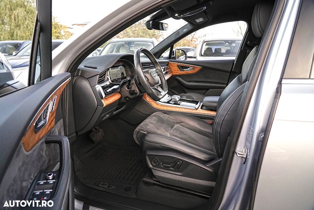 Audi Q7 55 TFSI e quattro tiptronic S line - 15