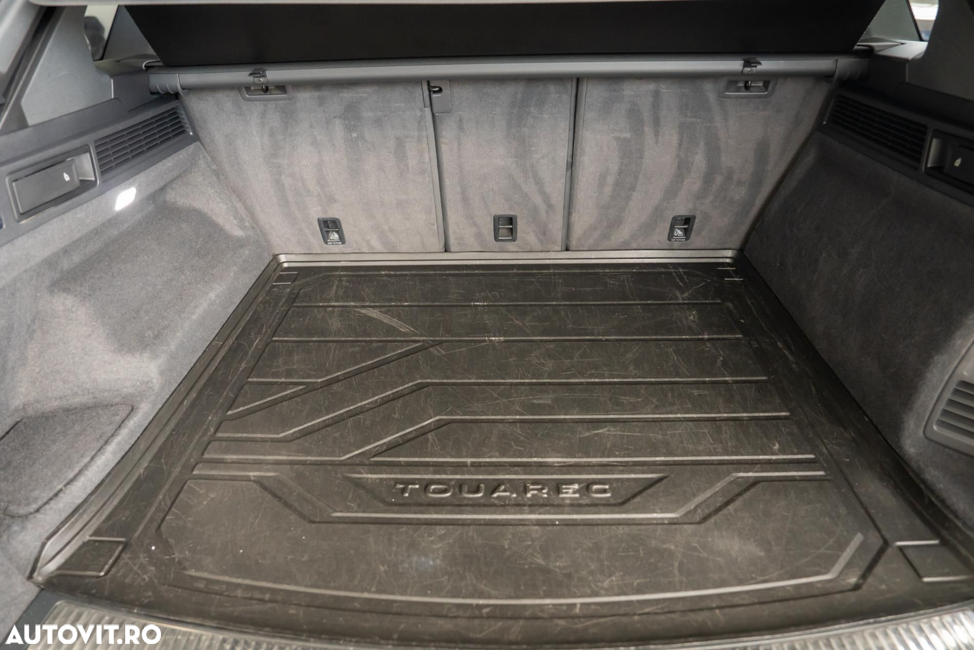 Volkswagen Touareg 3.0 V6 TDI 4Motion DPF Automatik Elegance - 24