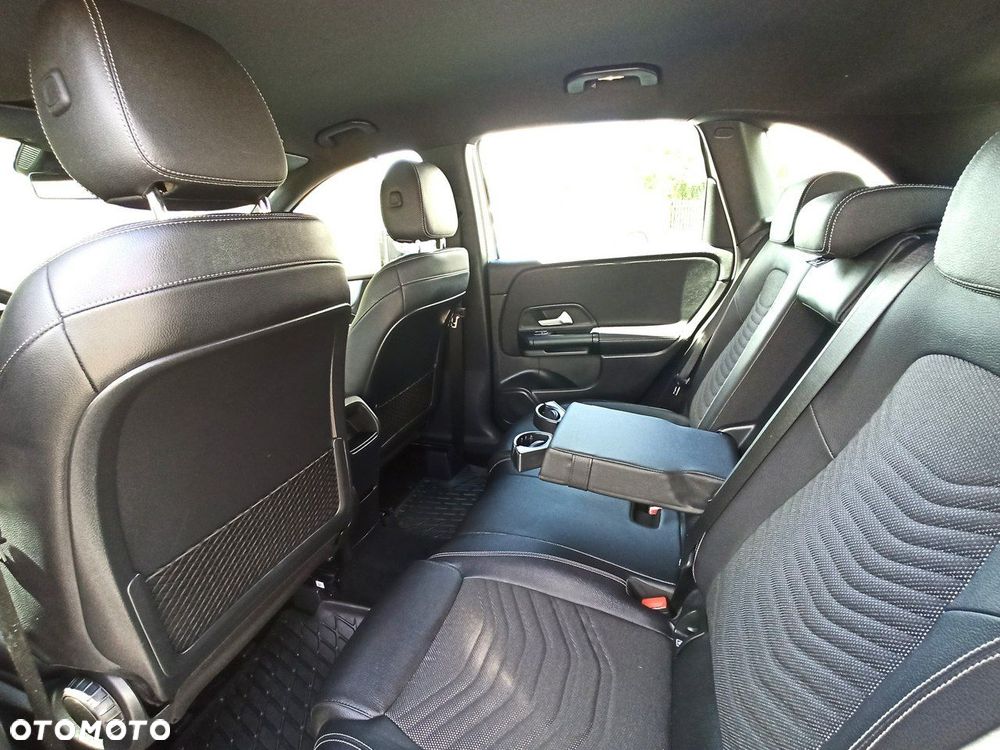 Mercedes-Benz Klasa B 220 4-Matic Progressive 7G-DCT - 8