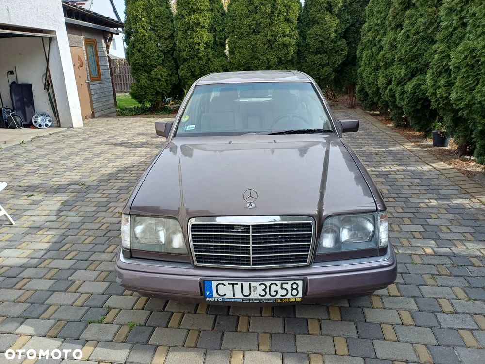 Mercedes-Benz Klasa E - 2
