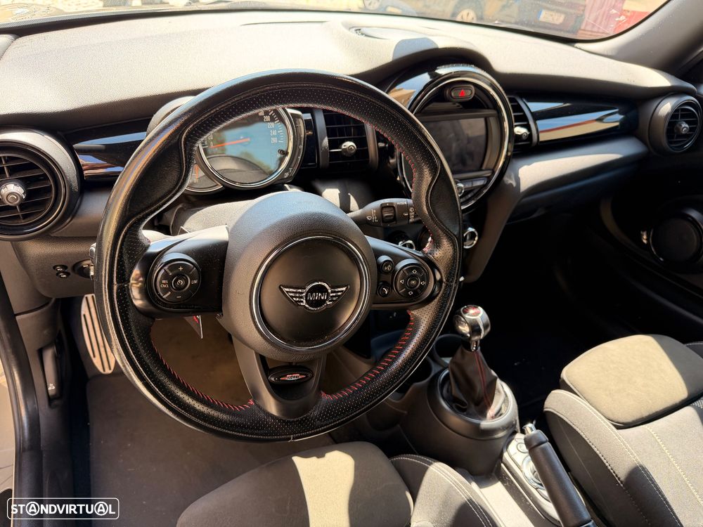 MINI 3 Portas Cooper D - 12